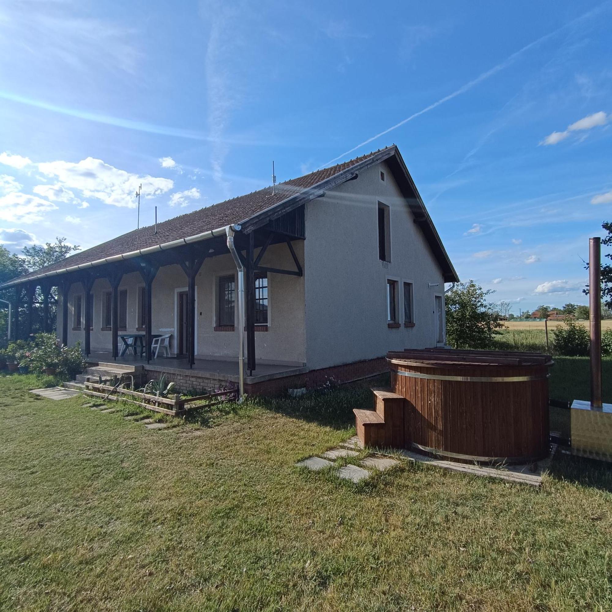 Ferienwohnung Napkelte Vendeghaz Szegedin Exterior foto